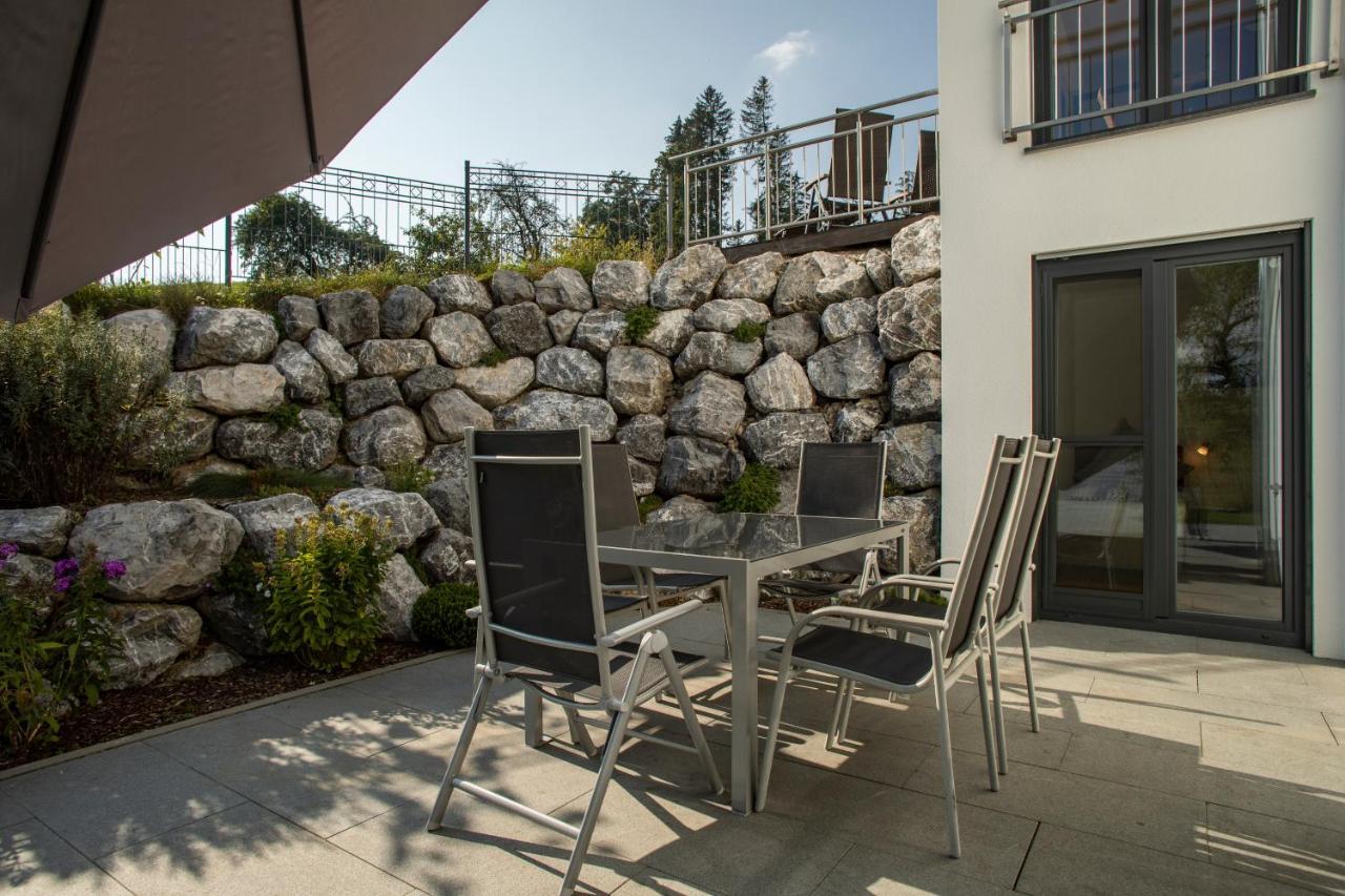 Haus Am See - Ferienwohnungen Neukirch  Esterno foto
